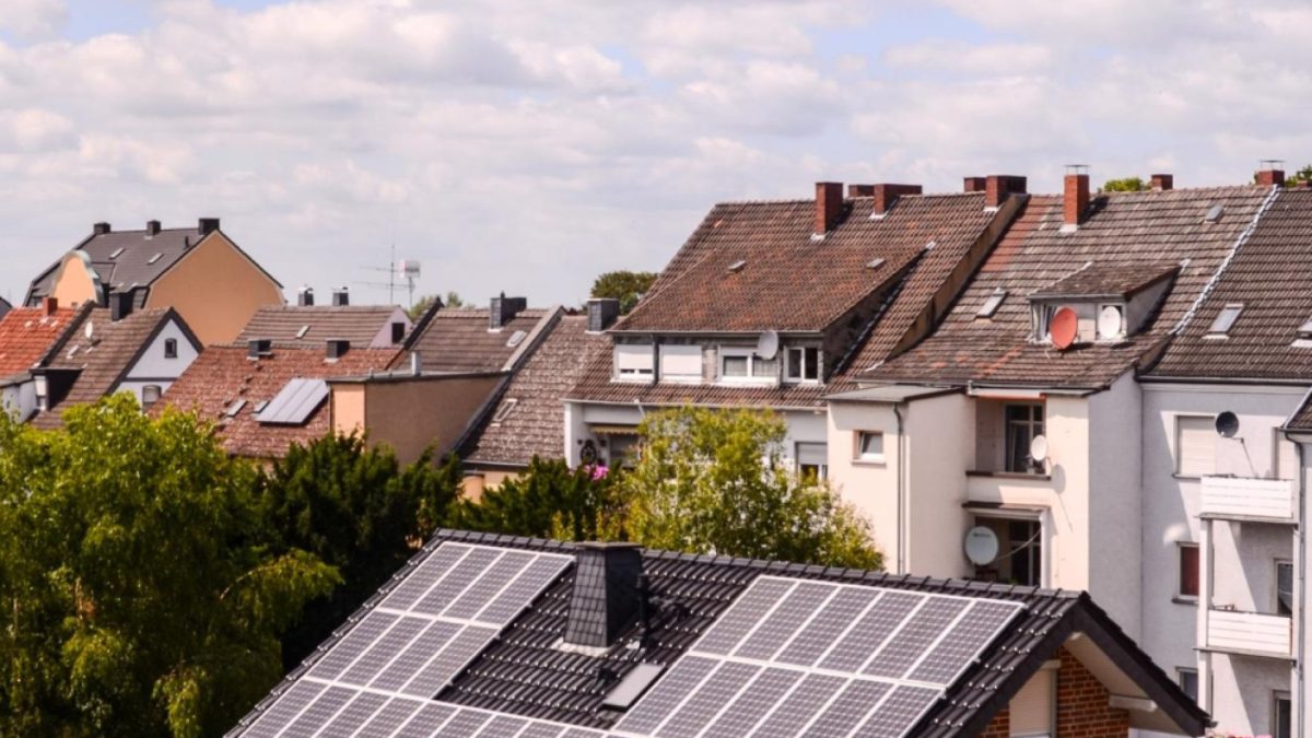 Exploitez pleinement la puissance du soleil avec des onduleurs solaires autonomes et intelligents