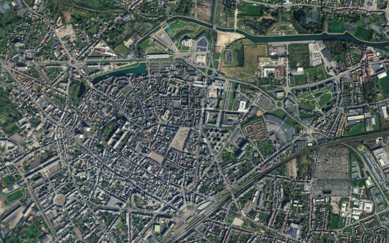 voir sa maison par satellite en direct